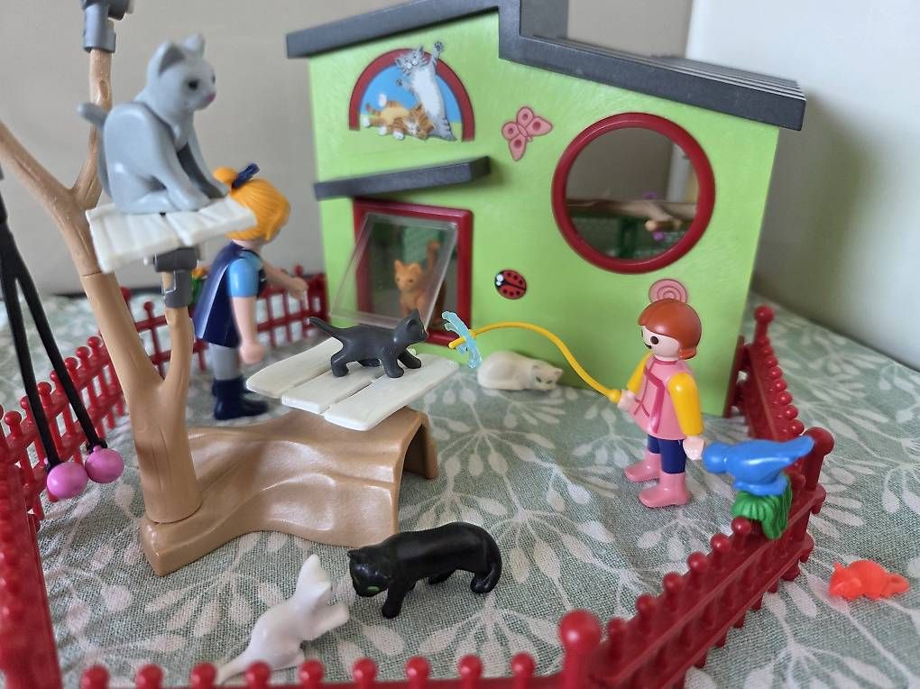 Spielzeuge: Playmobil Katzenhaus 9276 – Gebraucht aus Nottwil von DanielB01020304