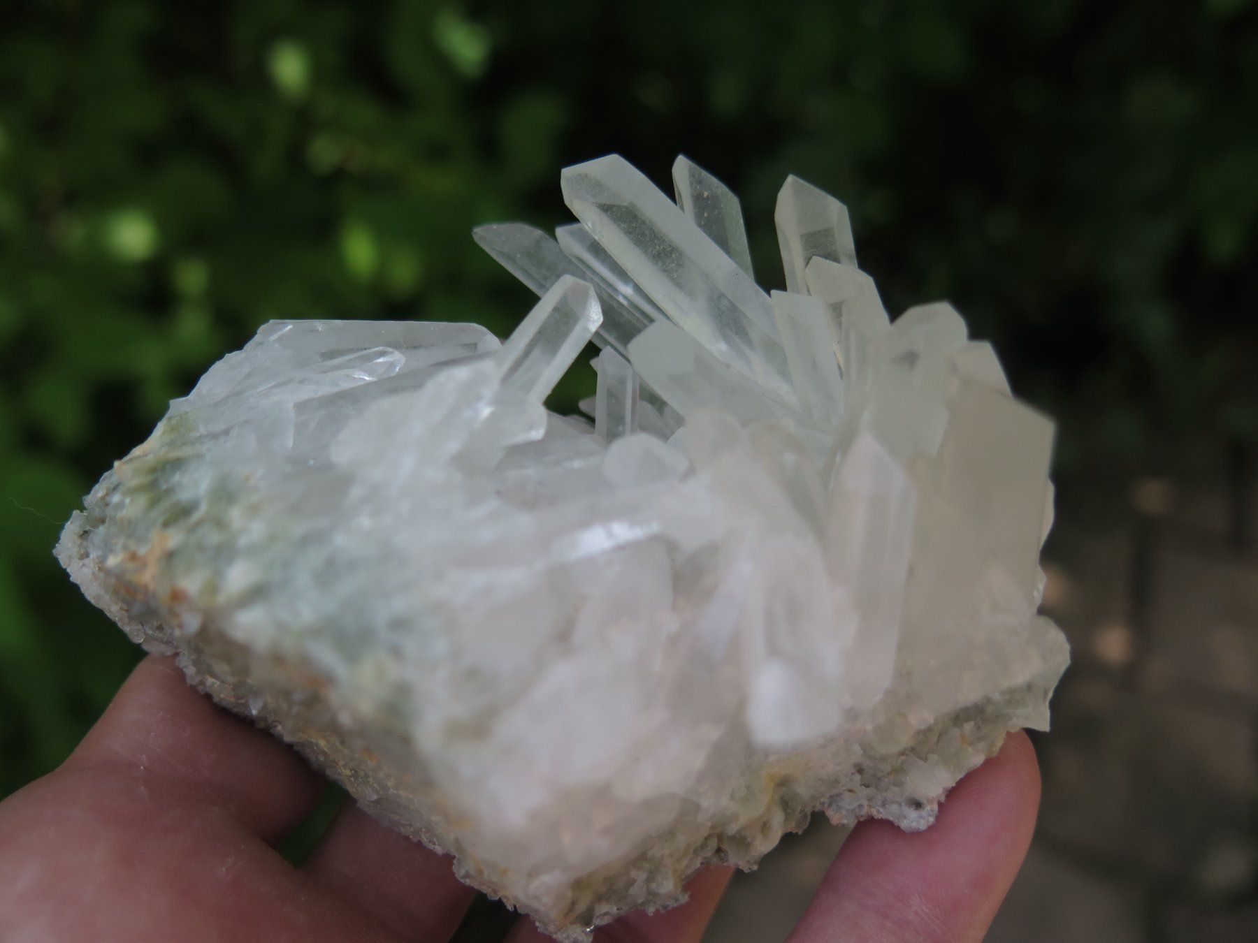 Mineralien & Heilsteine: Bergkristall von Bulgarien – Gebraucht aus Schaffhausen von Yamakana51L8736OQ8 3