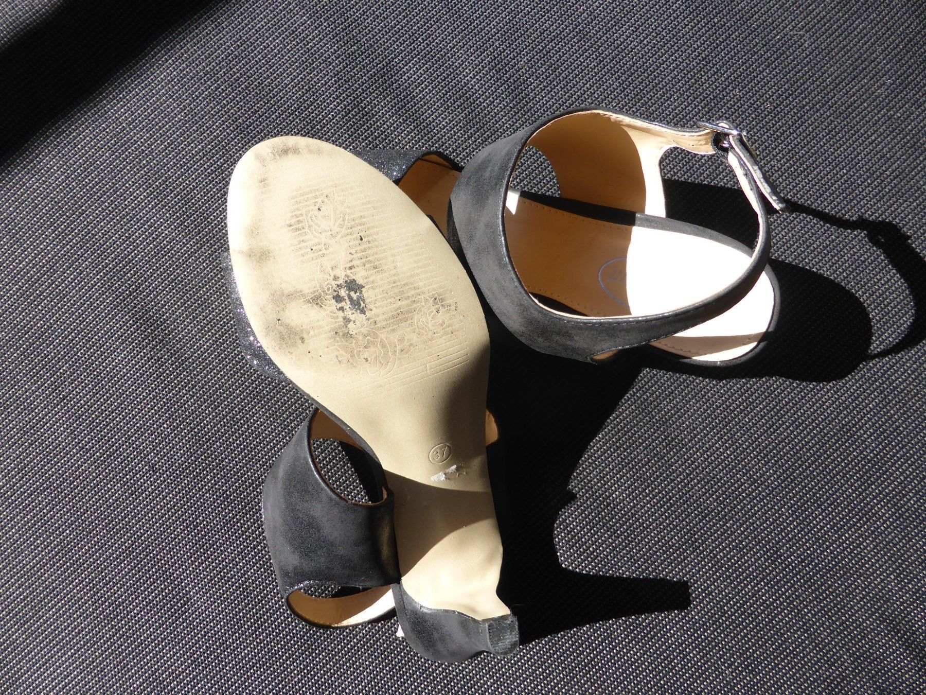 Graceland Scarpe da donna: Sandale, schwarz, Gr.37 – Usato da Schübelbach venduto da Dolly990_2 2