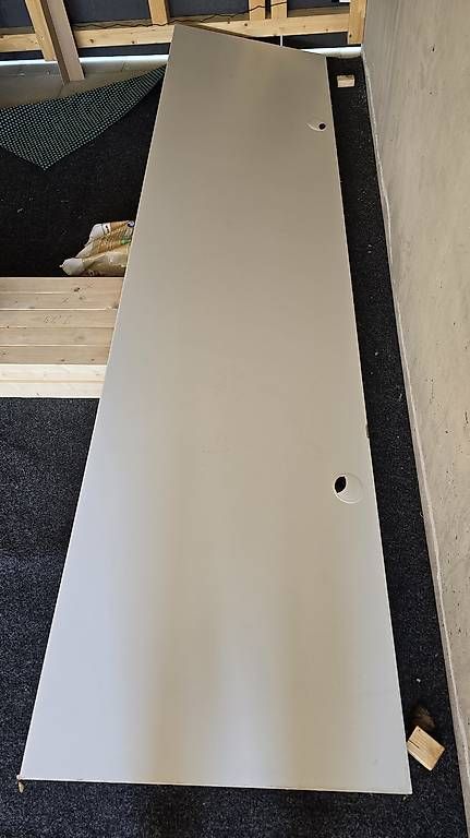 Piatti di portata: Küchen Arbeitsplatte weiss 326x80x4cm – Usato da Siegershausen venduto da jen_rx7s