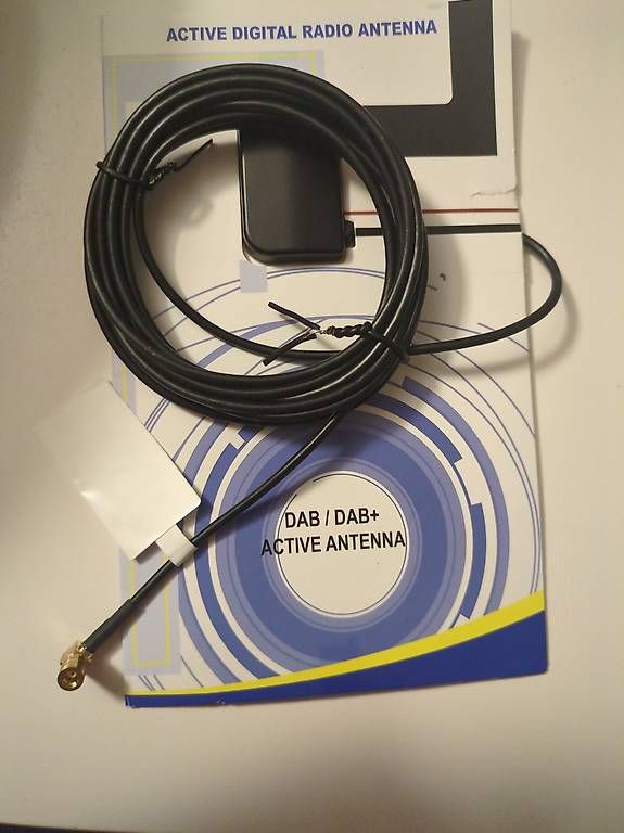 Radiocomunicazione: Dab+ Antenne Afrermarket SMB Adapter – Nuovo e nell'imballaggio originale da Uster venduto da Robschm 1