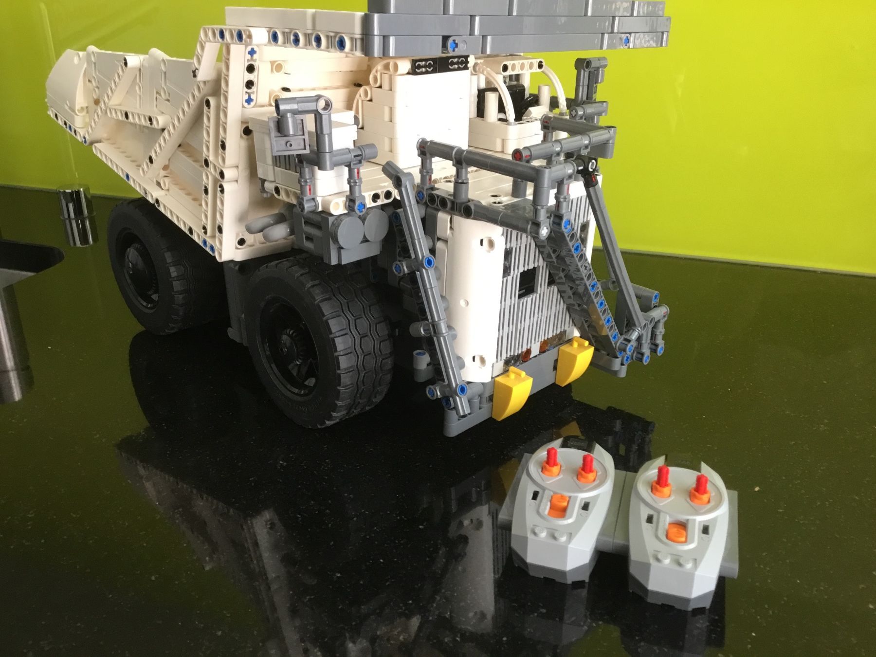 Lego Kit di costruzioni: Lego MOC Liebherr T284 – Nuovo (secondo la descrizione) da Basel venduto da Hampe1555 5