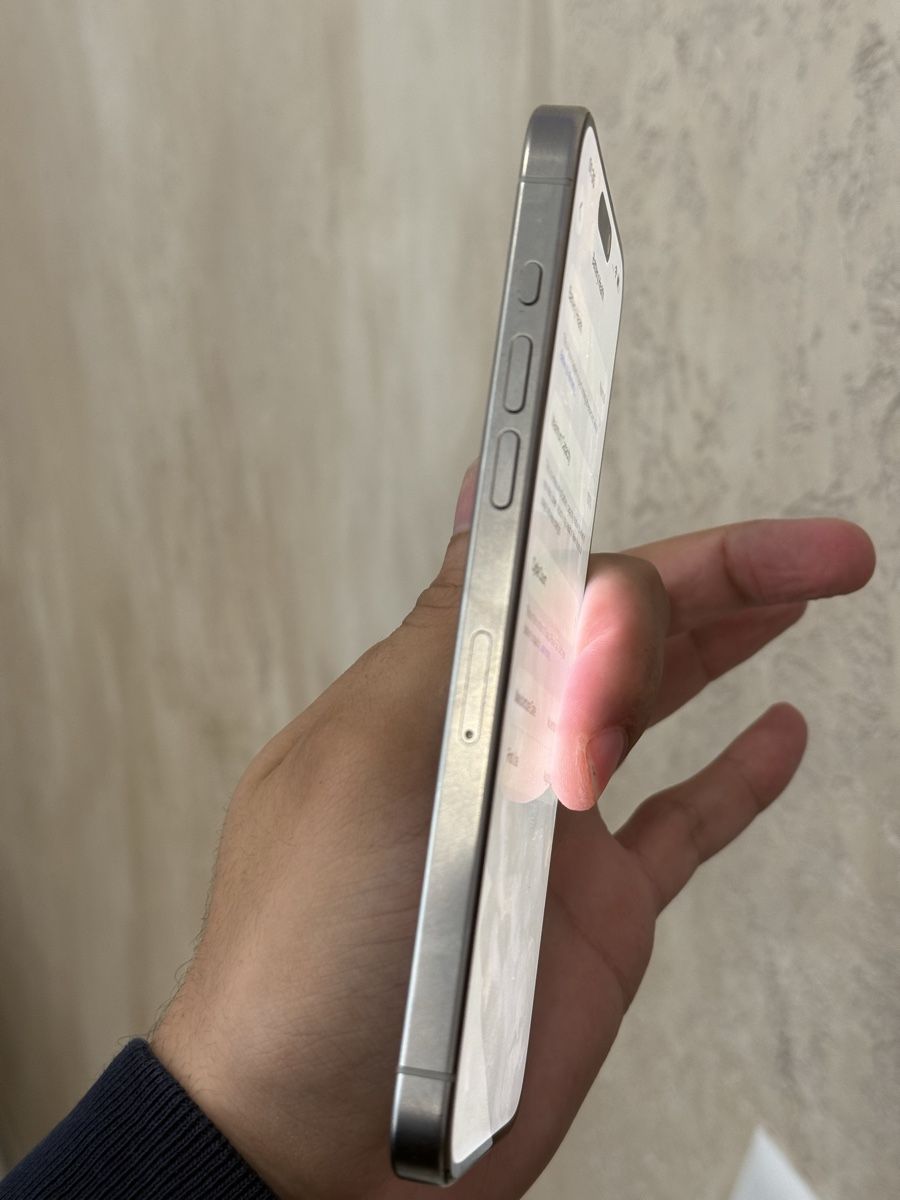 Apple Telefoni cellulari / Smartphones: Iphone 15 pro max 256 gb battery 100% – Usato da Chippis venduto da mig_8ns6 4
