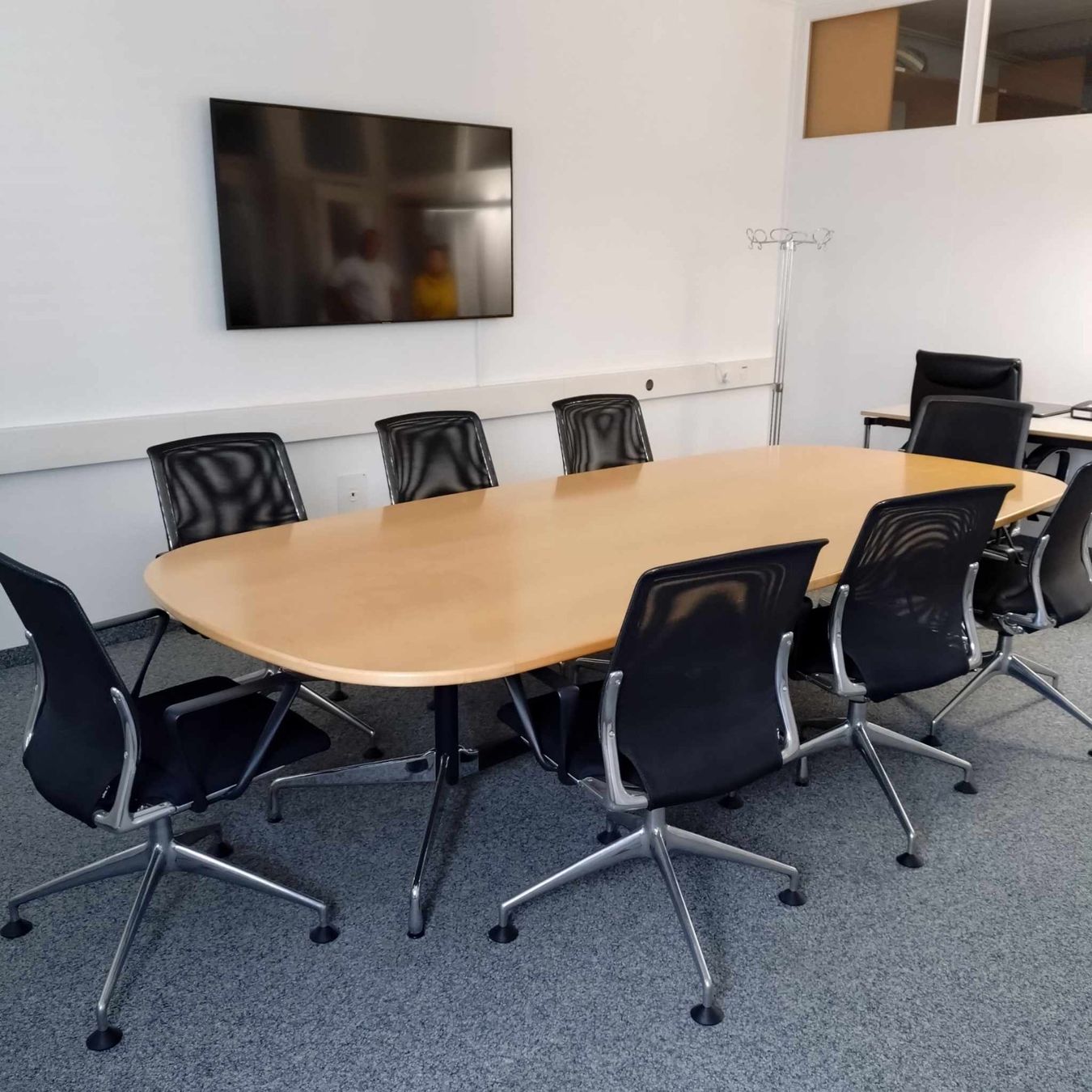 Vitra Tables: Sitzungstisch Vitra Eames Segmented Tables % – D'occasion à Oberurnen par SH2025 3