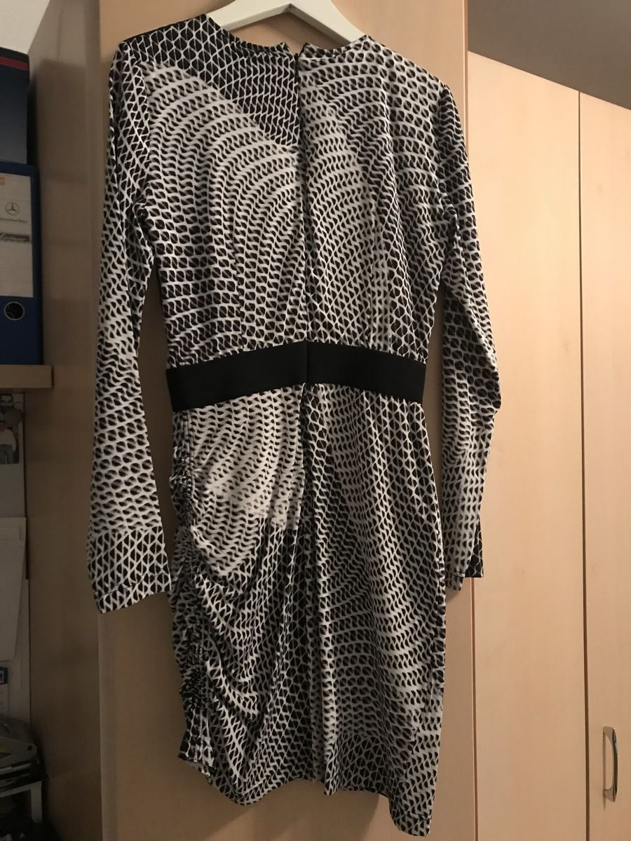 Vestiti: Kleid von Designer Remix Neuwertig – Usato da Horw venduto da slavi77 2