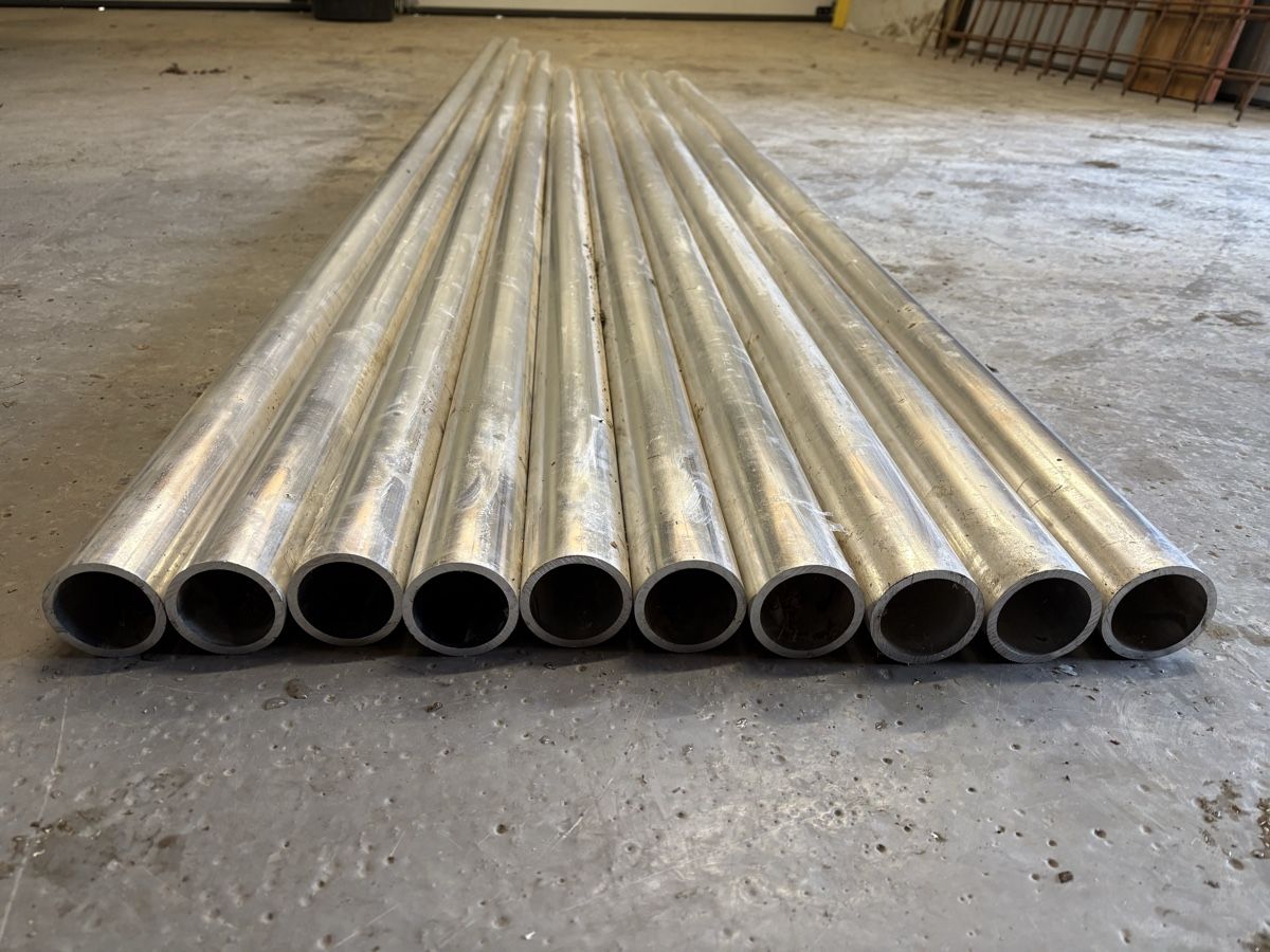 Profilati: Alurohre, 60mm Durchmesser, verschiedene Längen – Nuovo (secondo la descrizione) da Herzogenbuchsee venduto da ttaazz79 1