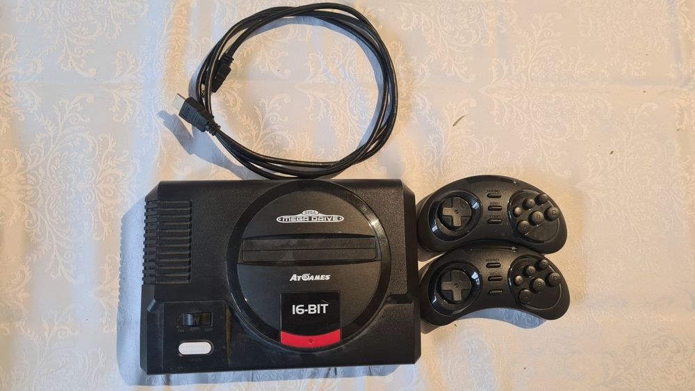 SEGA Megadrive Flashback mit 2 Kontrollern | Kaufen auf Ricardo