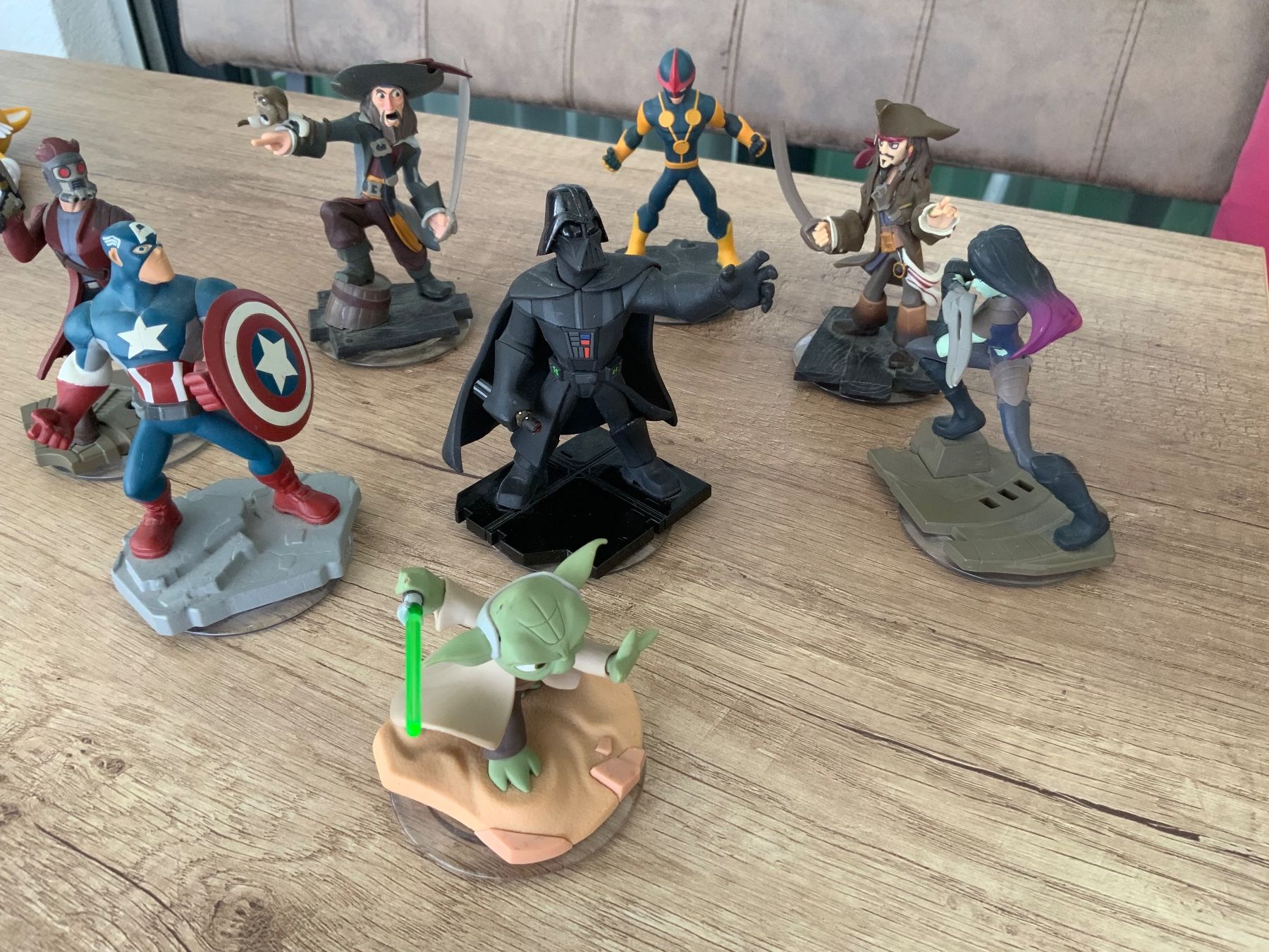 Star Wars Statuette: Schnäppchen Marvel & Star Wars top!Figuren 8 Stk. – Usato da Schübelbach venduto da Hecht11. 1