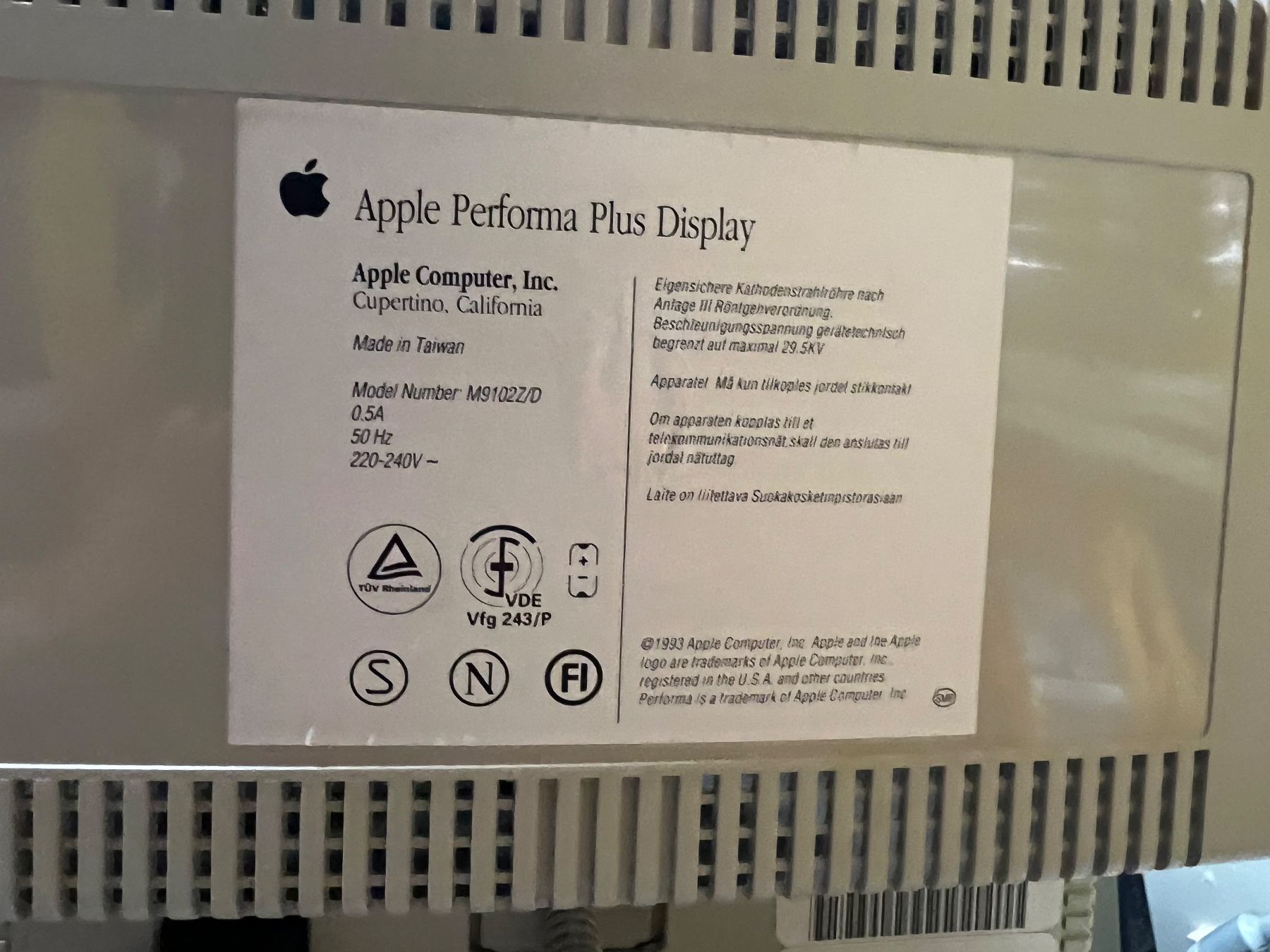 Apple PC: Mac Performa 6200 mit Apple Performa Plus Display – Usato da Steckborn venduto da rboelsterli 2
