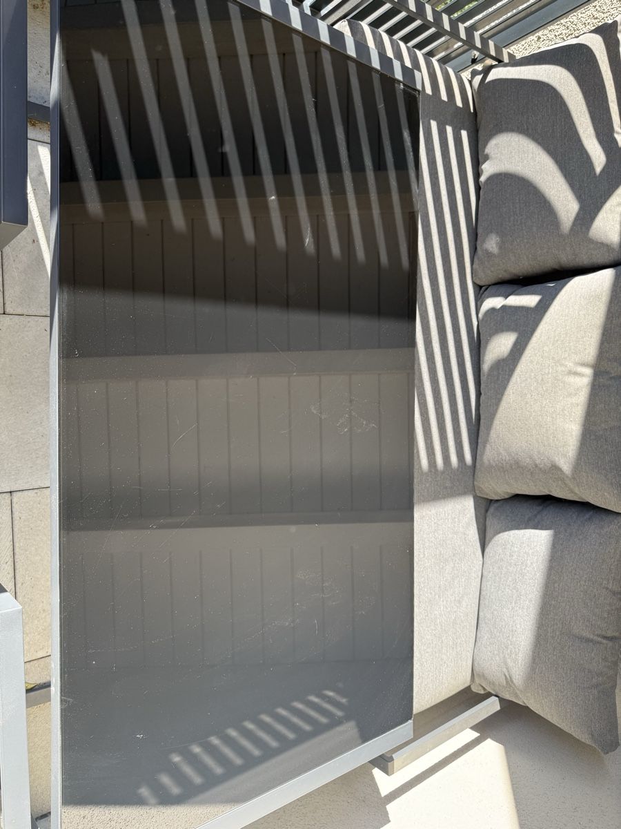 Tischset: Gartentisch mit 2 Sesseln & Sofa – Gebraucht aus Rickenbach ZH von dza_fvg8 3