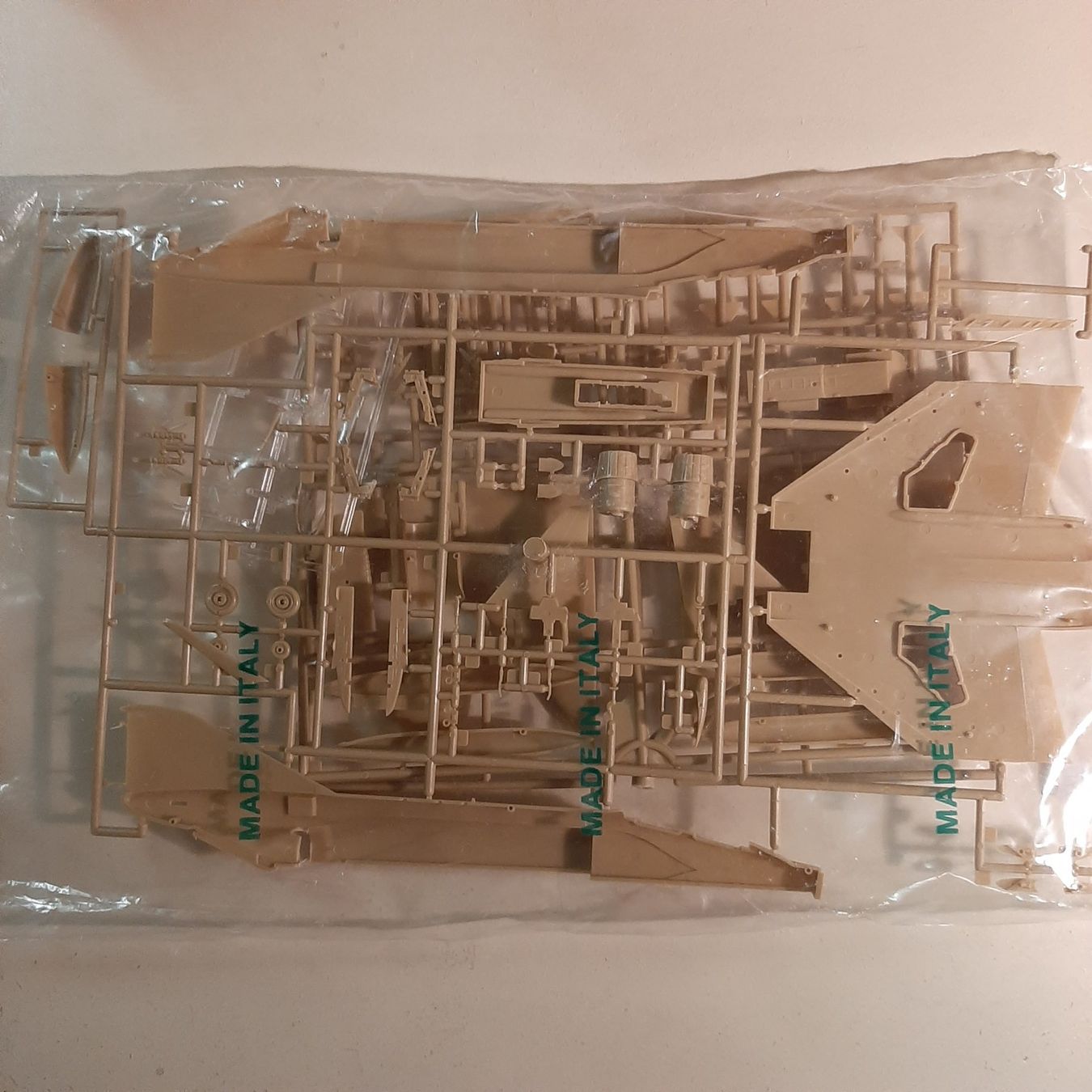 Kit di modellismo & Modellini statici: 2159 ... Mc.D.D. F-4 E/F Phantom ... Esci 9027 – Usato da Bonstetten venduto da Benibanny59 6