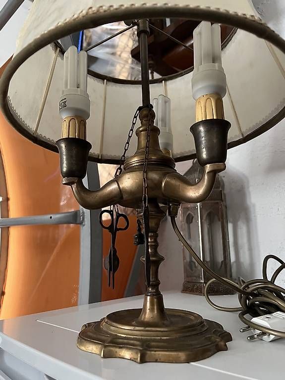 Lampade: Antike Tischlampe  – Usato da St.Gallen venduto da Piran65 1