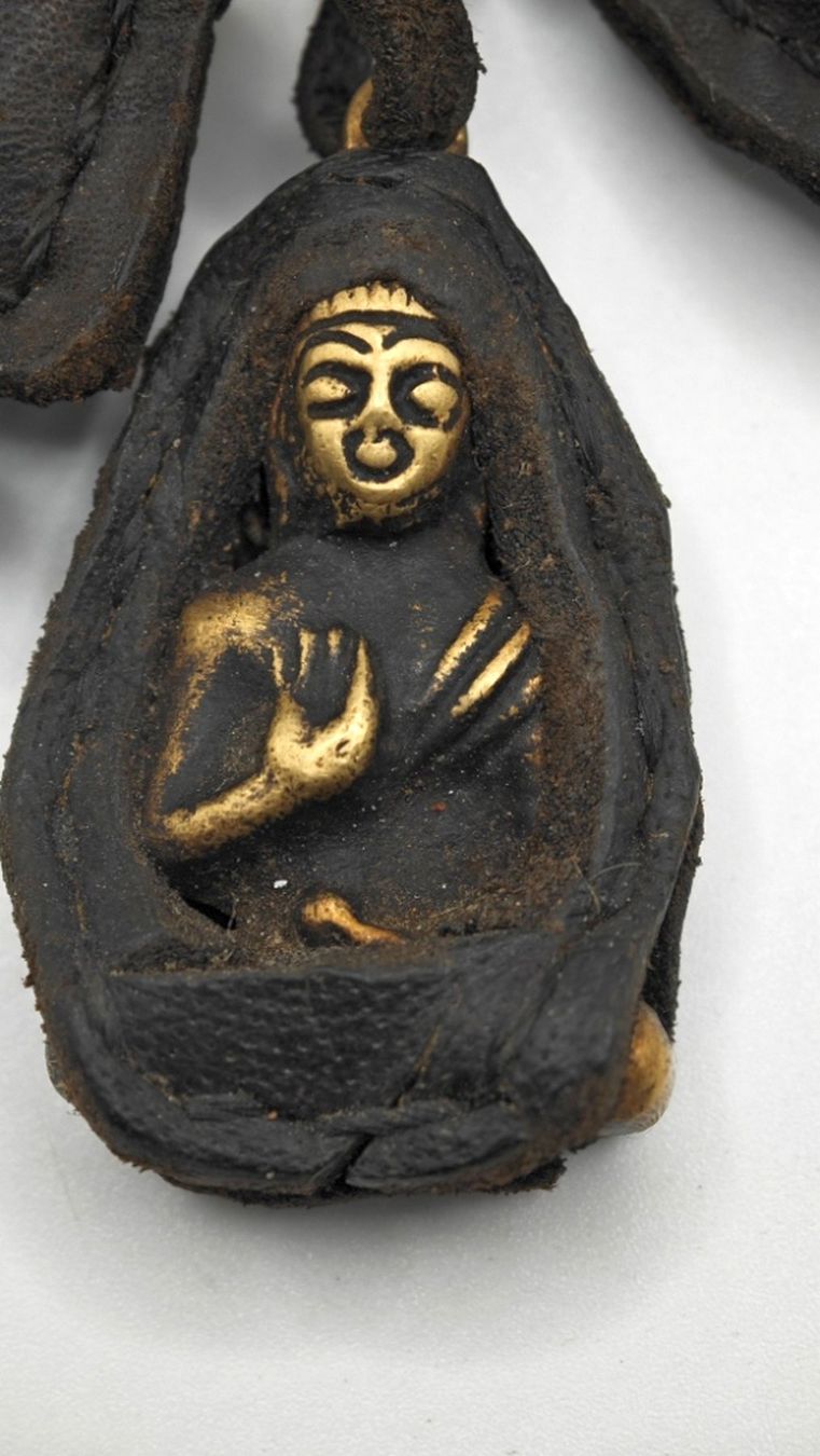 Ciondoli: Buddha-Dharmachakra - Amulett / 02 – Usato da Basel venduto da Shankar 1