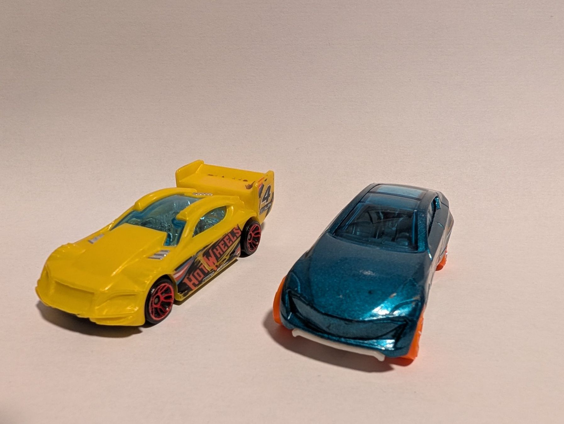 Hot Wheels Giocattoli: Hot Wheels City Mega Garage – Usato da Hochdorf venduto da Lithops 4