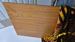 Edler Esstisch aus Nussbaumholz, ausziehbar, 180/250x90x80