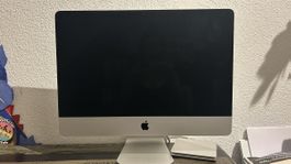 Apple iMac 21,5” Late 2015 inkl. Tastatur, Magic Mouse etc.