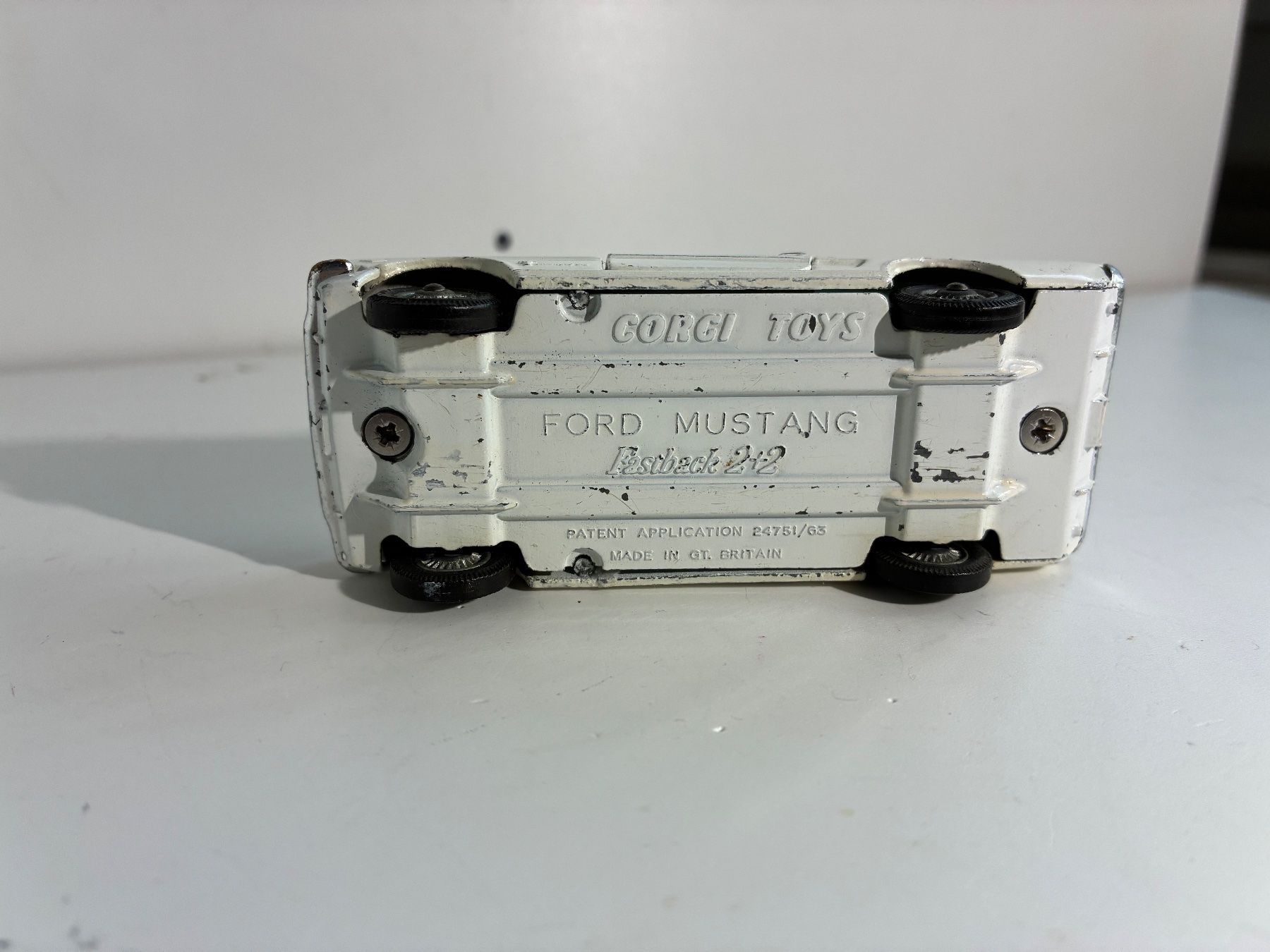 Corgi Toys Modellautos: Corgi Mustang – Gebraucht aus Gümmenen von Supererland 9