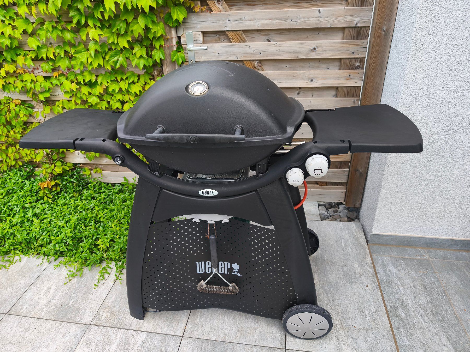 Weber Griglie: Weber Gasgrill Q3000, wenig gebraucht – Usato da Unterägeri venduto da marc2020