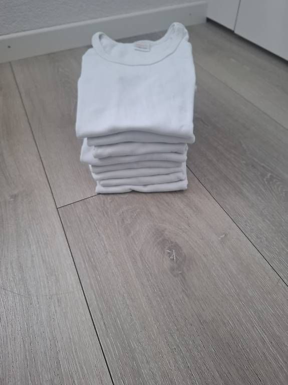 Lotti & Set di vestiti: Sondenbodys – Usato da Grenchen venduto da gerrard10