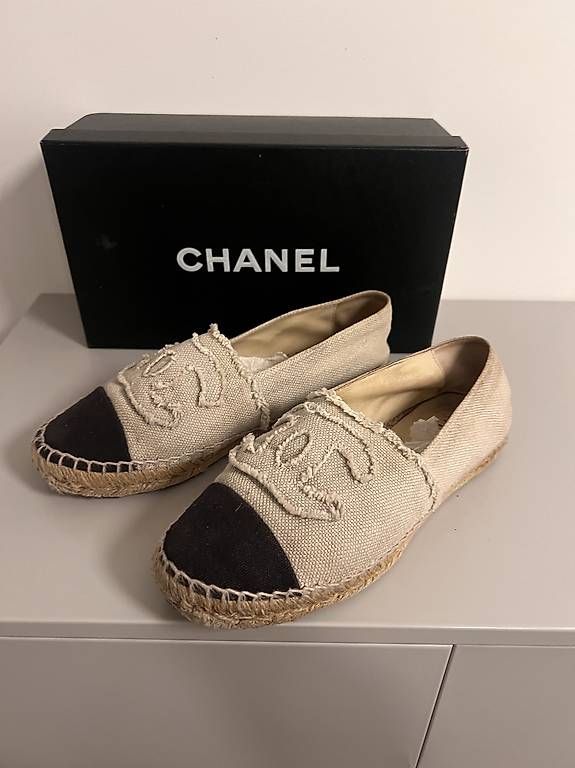 Scarpe da donna: Chanel Espandrilles, Grösse 37 – Usato da Zürich venduto da rummelkind