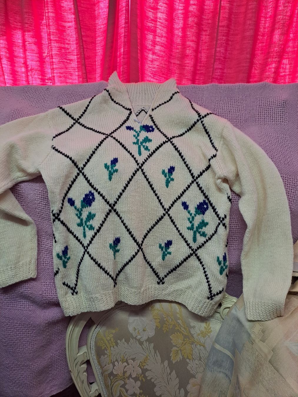 Maglioni & Felpe: Strickpullover weiss mit Rautenmuster Grösse M – Usato da Zürich venduto da Schoebi19 1