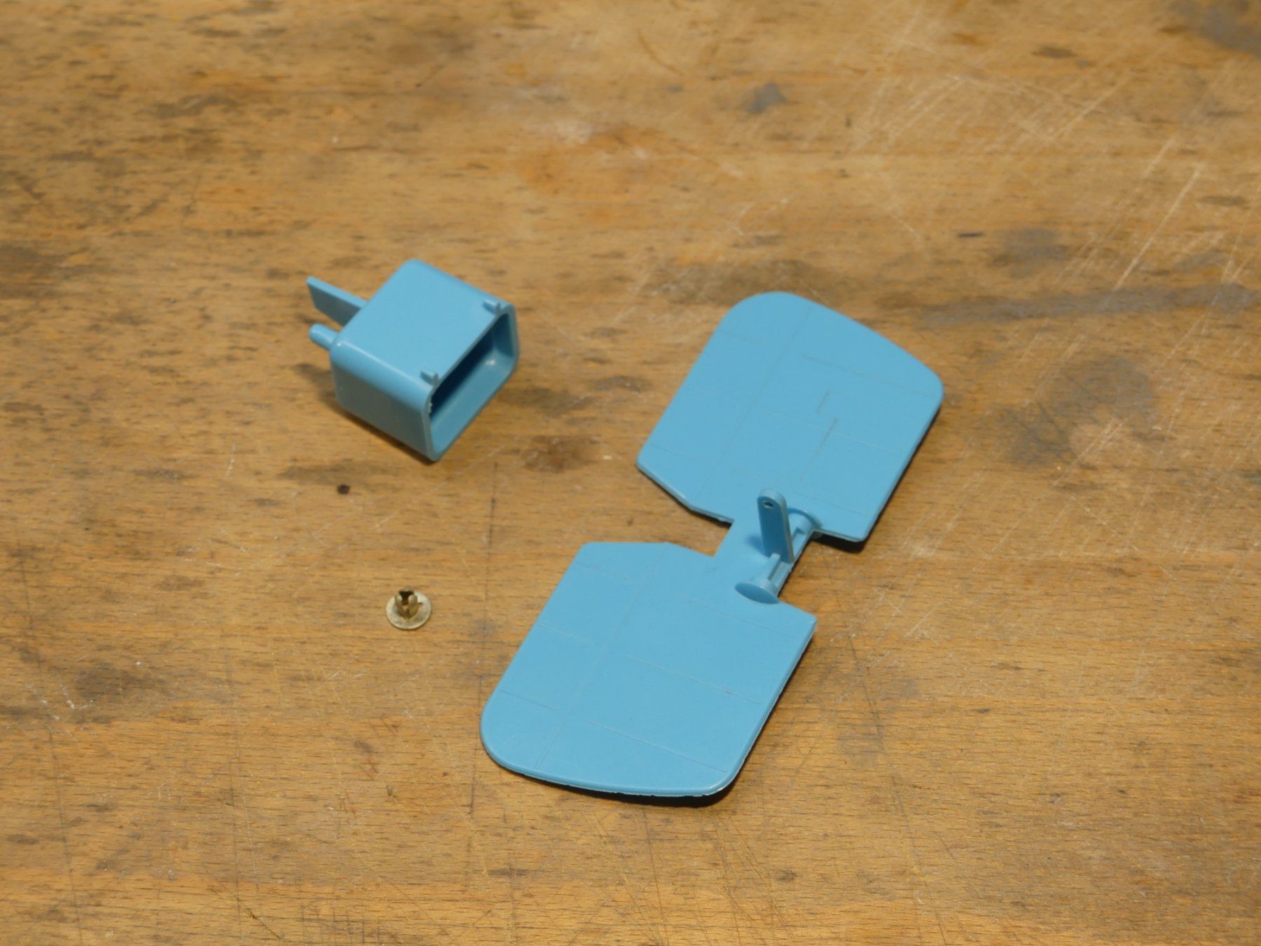 Modellismo RC: Fesselflugmodell ; Sopwith Camel von COX, - Vintage – Difettoso da Dürrenäsch venduto da Seafang 5