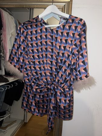 Zara Bluse Gr. Xs Muster Federn Bloggerstyle