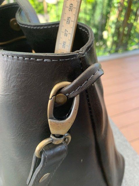 Borse da donna: Ledertasche - Handgefertigt - LilaLila – Nuovo (secondo la descrizione) da Kirchberg BE venduto da Rege 4