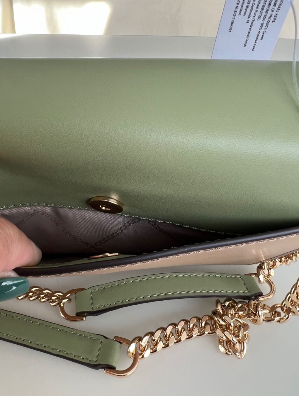 Michael Kors Taschen für Damen: Michael Kors Tasche light sage/camel – Neu und originalverpackt aus Wiedlisbach von Sistershop 2