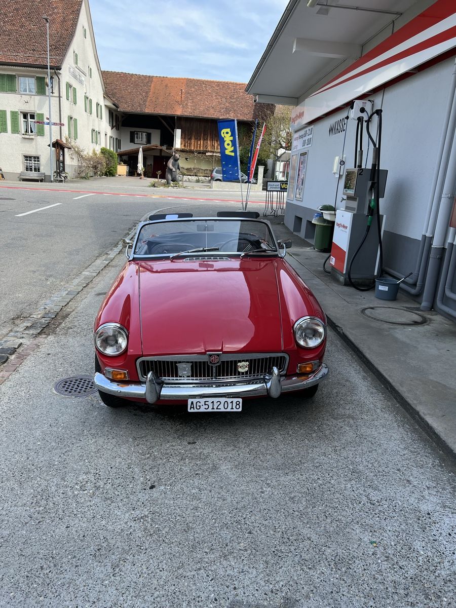 MG Autos: MG B Cabriolet - Oldtimer - Top Zustand – Gebraucht aus Hornussen von naturmed 5