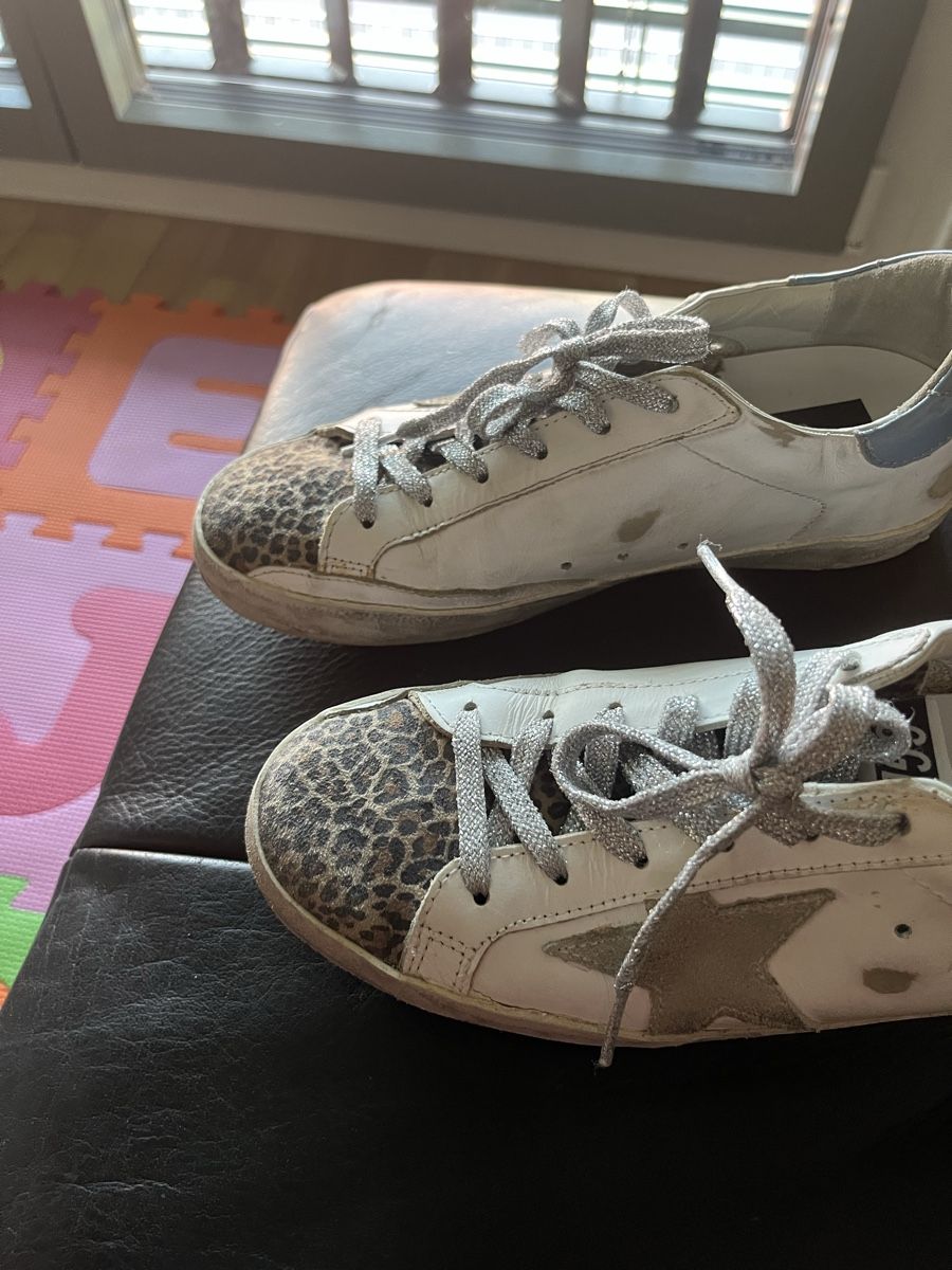 Golden Goose Damenschuhe: Golden Goose Sneakers – Gebraucht aus Ebikon von loy_wjg6
