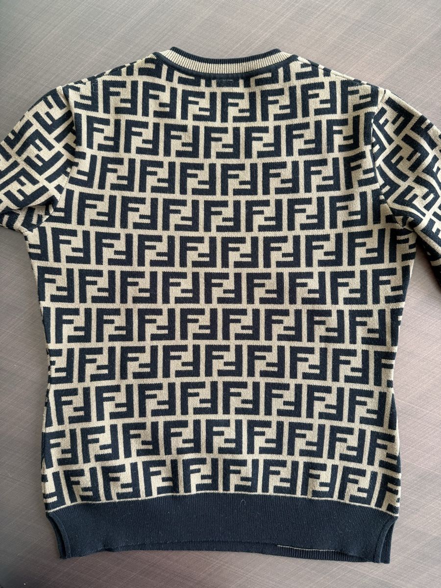 Fendi Pullover & Sweatshirts: Fendi jumper FF logo avec facture – Neu (gemäss Beschreibung) aus Cologny von sab_xh7v 1