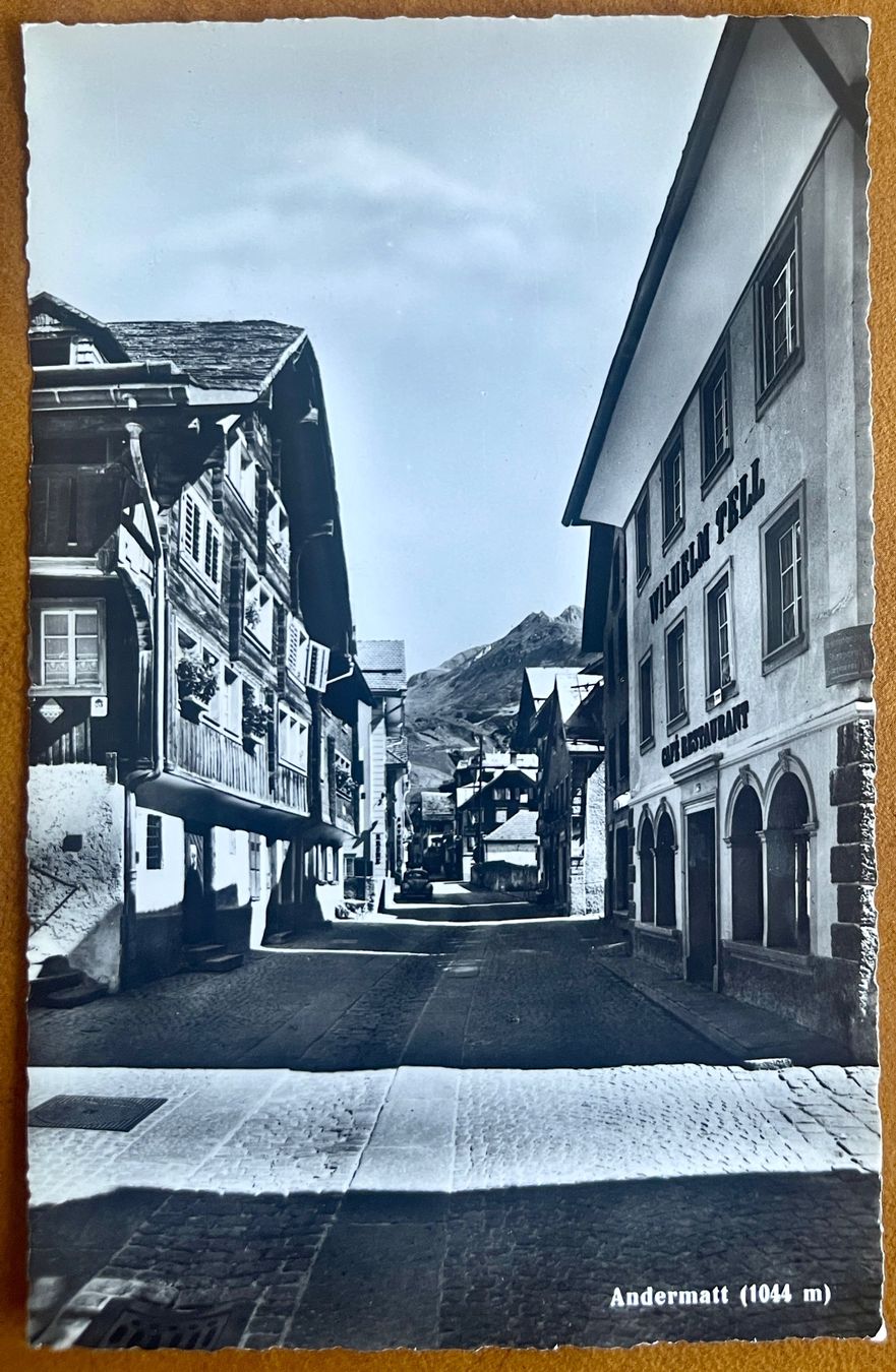 Cartoline postali: AK:  ANDERMATT - Café Restaurant Wilhem Tell – Usato da Lutry venduto da Ediego
