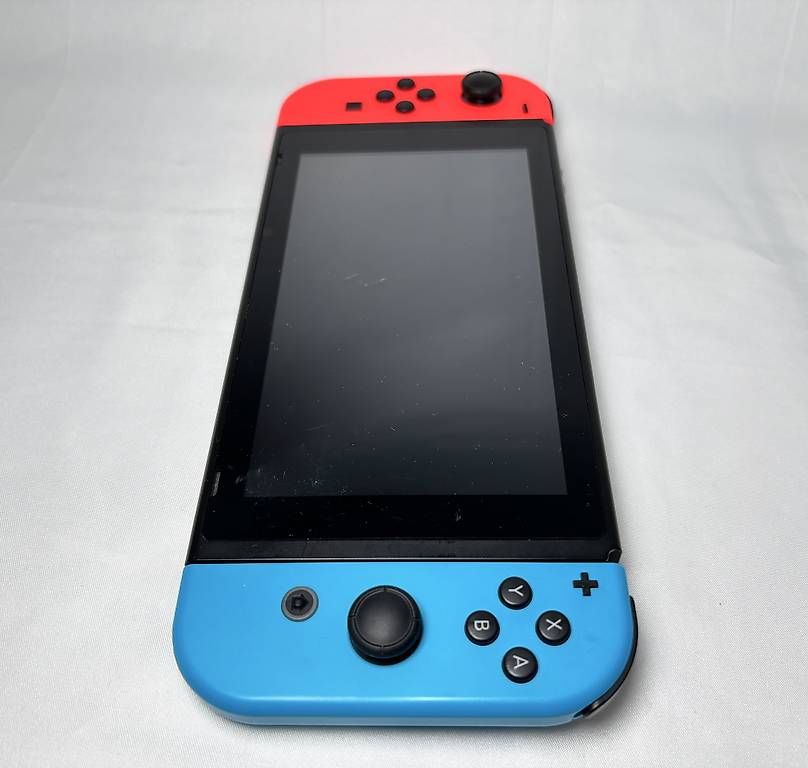Nintendo Console: Nintendo Switch Console - Perfettamente funzionante – Usato da Gordola venduto da kar_gy5g 3