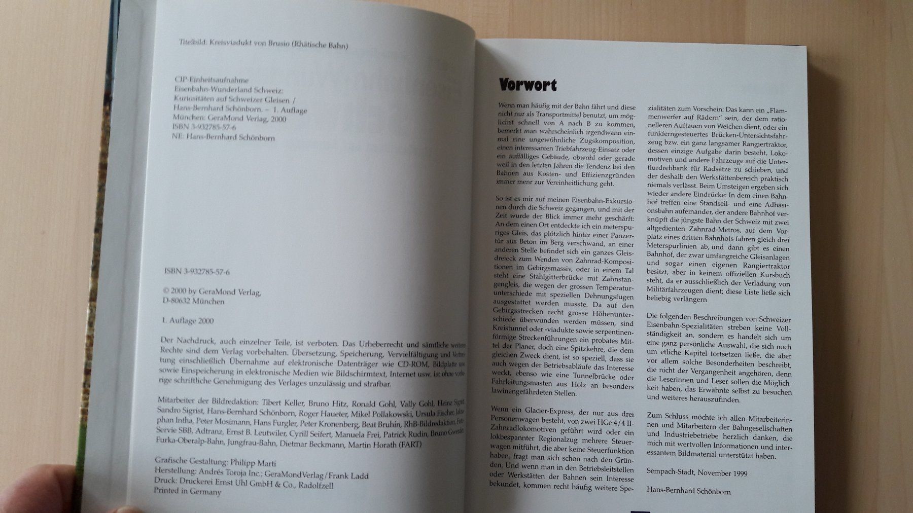 Libri: Buch : Eisenbahn - Wunderland  Schweiz – Usato da Buttes venduto da Cafe2005 1