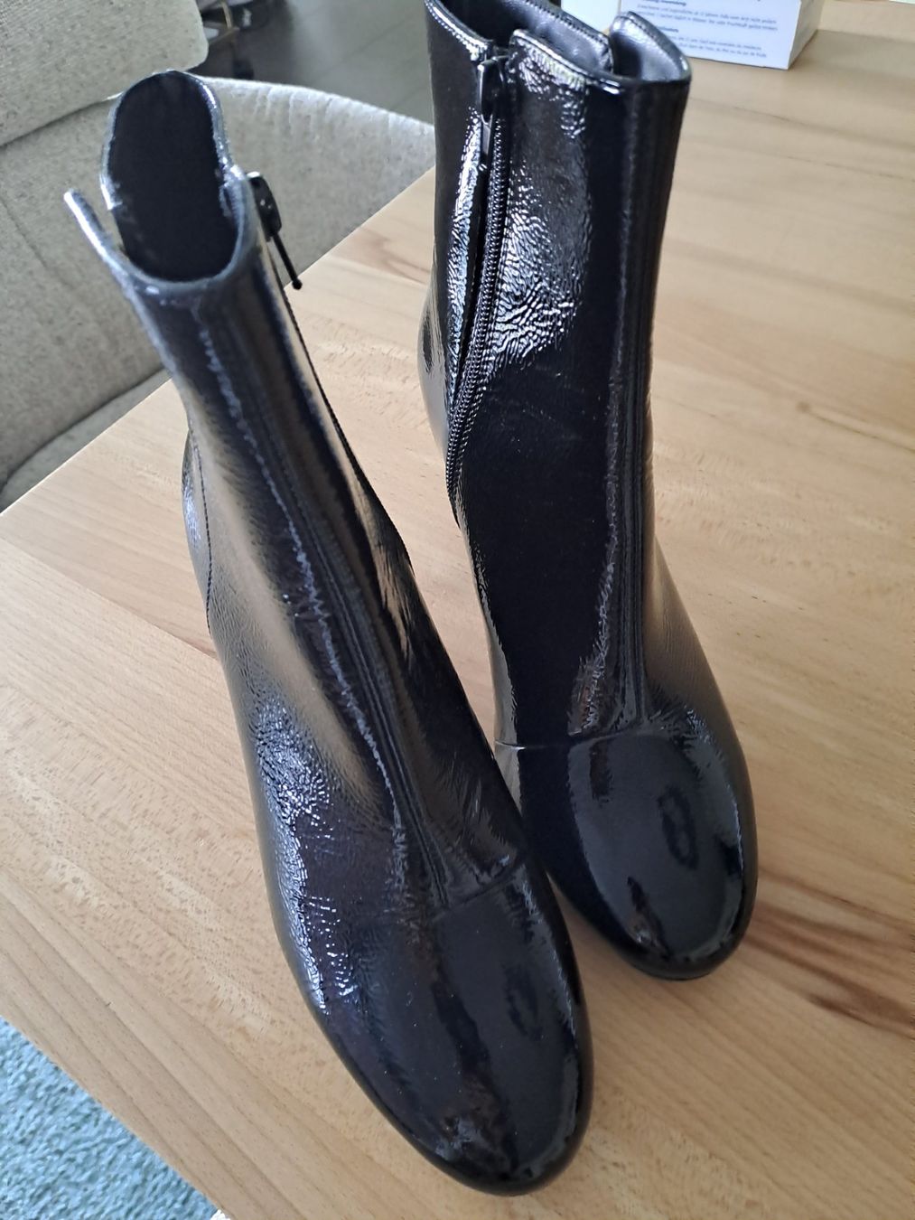La Redoute Chaussures femmes: Lack-Leder-Boots, neu – Neuf (Voir description) à Zug par search4specialthings