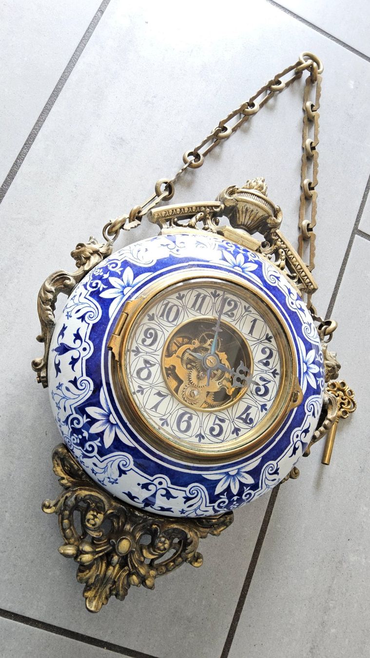 Orologi da terra & Orologi da parete: Antique pendule murale en faïence et bronze – Usato da Malleray venduto da Frederic24 1