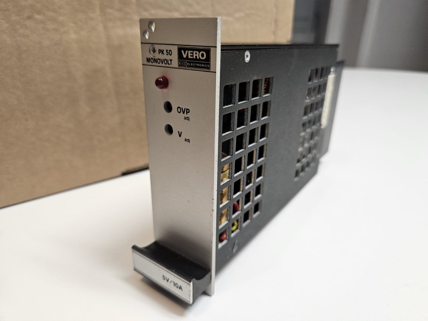 Componenti elettronici: Netzteil VERO PK50 5V 10A – Usato da Genestrerio venduto da GIDI02