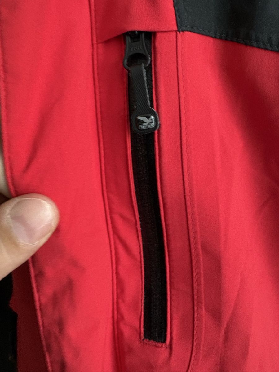 Salewa Giacche: Veste Salewa Gore-Tex, Size XL – Usato da Neuchâtel venduto da sharposneaks 2