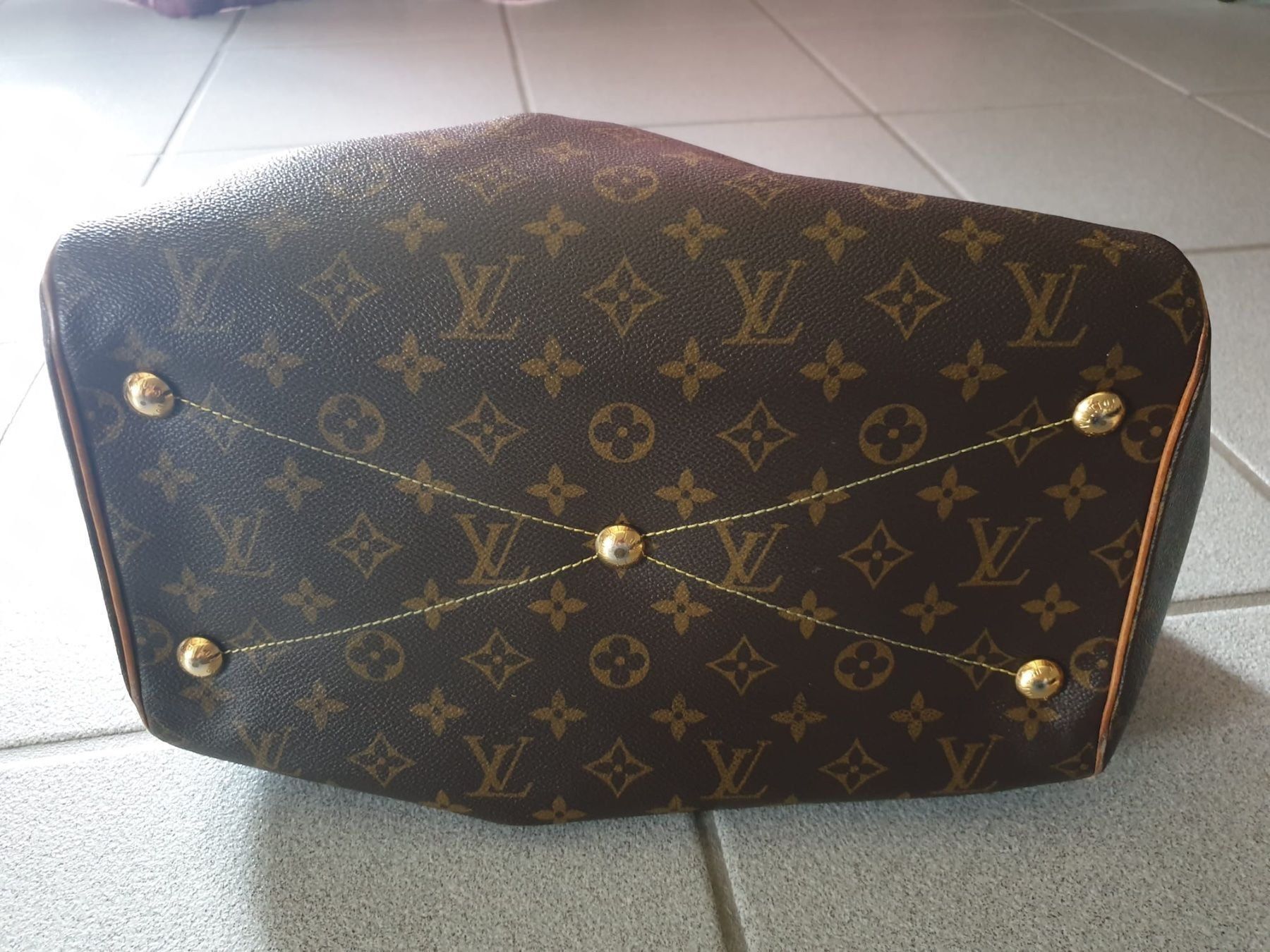 Louis Vuitton Borse da donna: Original Louis Vuitton Tivoli GM Fullset – Usato da Neuendorf venduto da DeSiriA 4