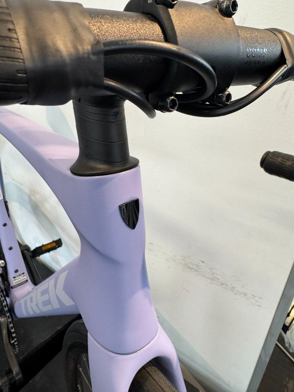 Trek Biciclette: Trek Madone SL 5 Gen 8, Grösse Large – Nuovo e nell'imballaggio originale da Zürich venduto da Velofabrik01 5