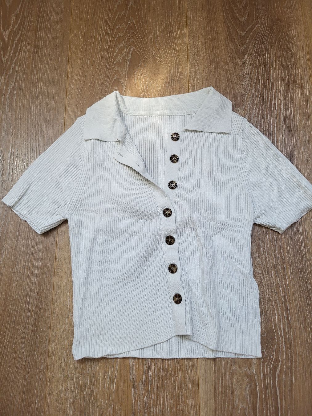 Shein Camicette, T-shirt & Top: Haut Shein blanc taille S état neuf – Nuovo (secondo la descrizione) da Le Grand-Saconnex venduto da cle_8269