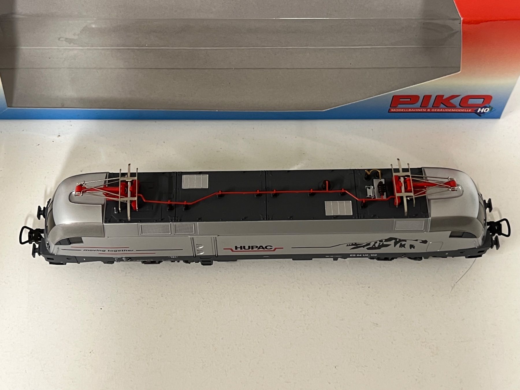 Piko Modelleisenbahnen: Piko 57414 ES 64 Taurus HUPAC H0 DC – Neu (gemäss Beschreibung) aus Neuenhof von ludovicco 6