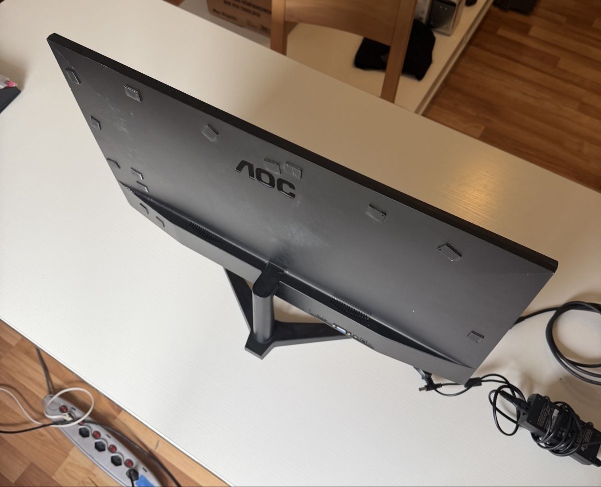 AOC Monitore: Monitor 27 Zoll – Gebraucht aus Dänikon ZH von pingu9797 1