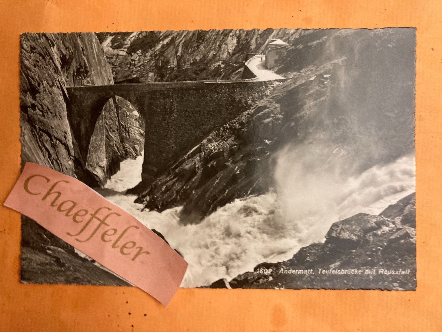 Cartoline postali: Andermatt, Teufelsbrücke mit Reussfall – Usato da Zürich venduto da Chaeffeler
