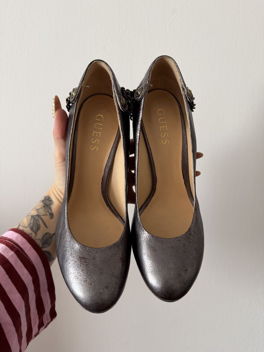 Guess Scarpe da donna: GUESS Silberne Heels Y2K – Usato da Bern venduto da Natacha1997 3