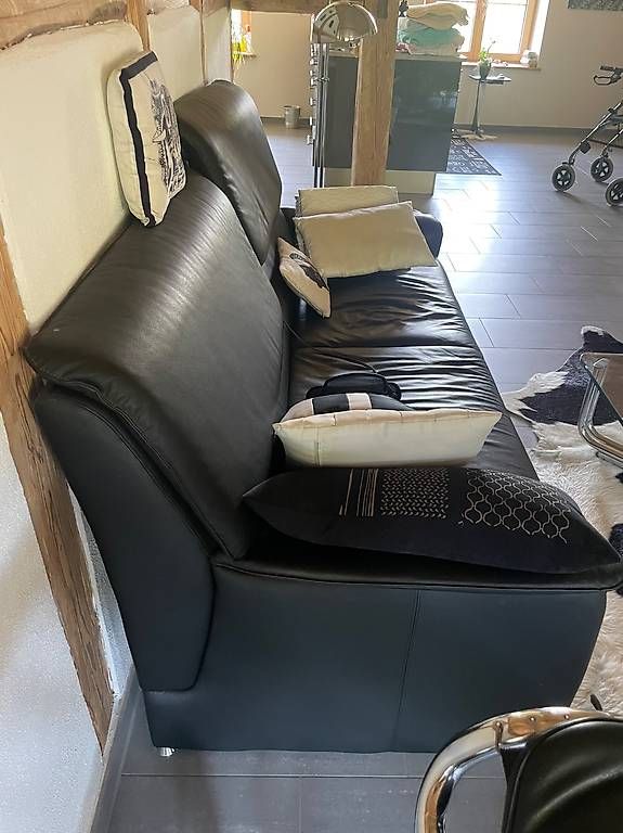 Divani: Ledersofa Laauser 2-er schwarz – Usato da Kleindietwil venduto da Ttik 2