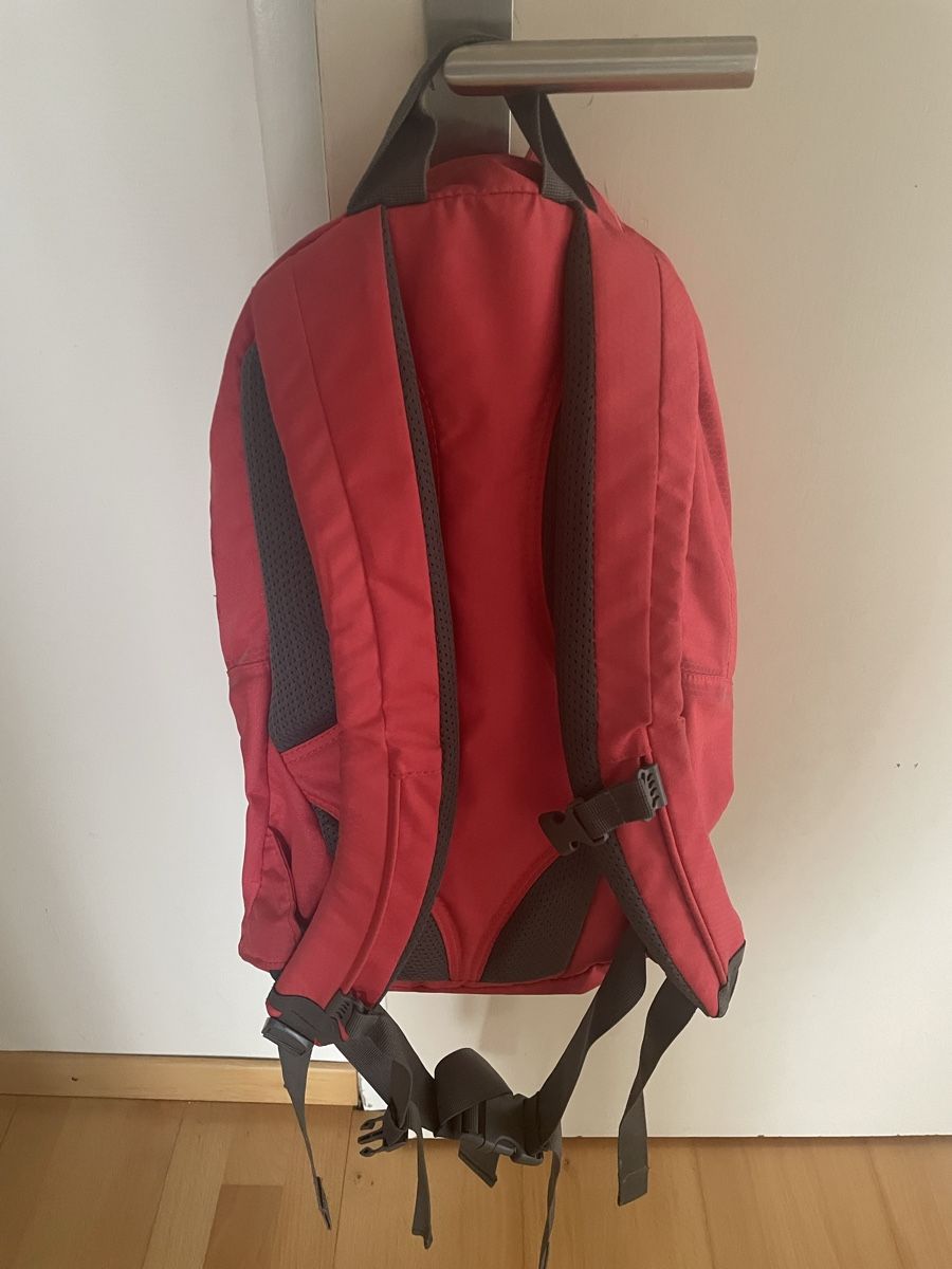Zaini: Leichte Sommer Rucksack – Usato da Münchenstein venduto da Kapris 1