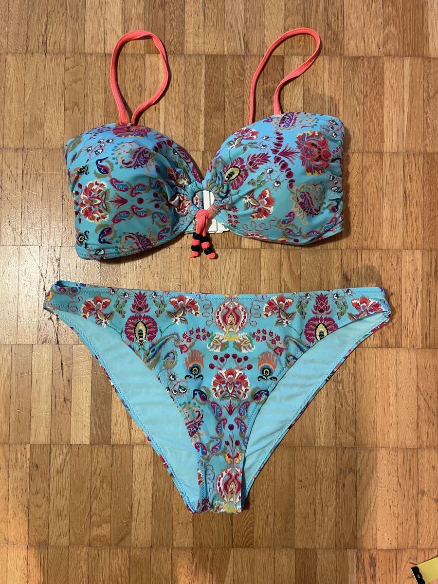 Etro Badekleider & Bikinis: Bikini luxury Etro – Gebraucht aus Neuchatel von shi_9fzw