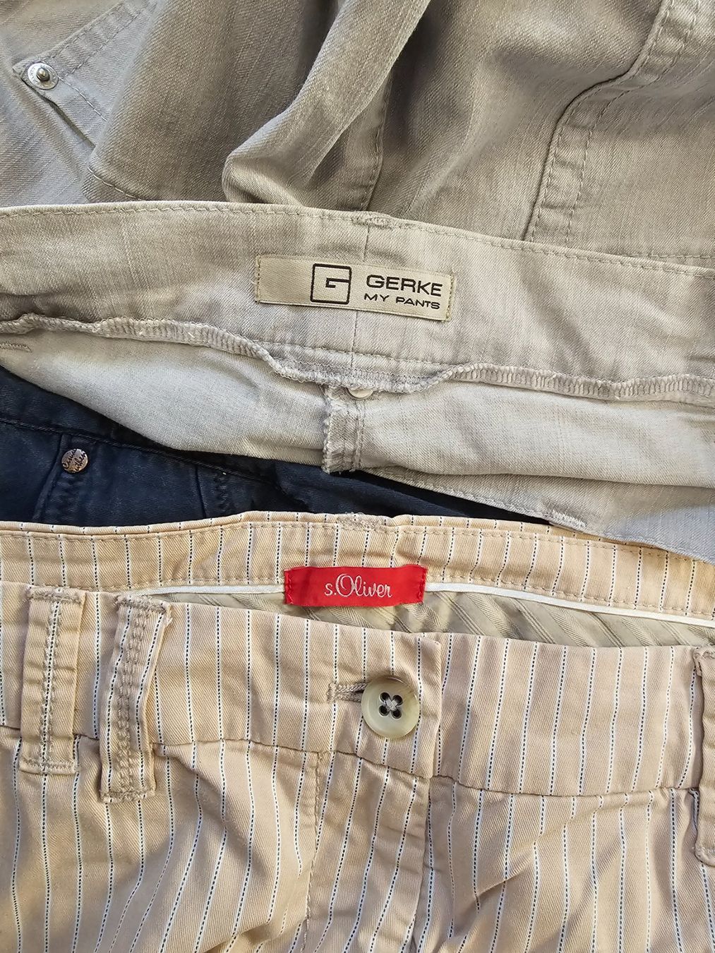 Lotti di vestiti: Casual Basic Paket Gr. M mit Marken und Emoji Kleid – Usato da Füllinsdorf venduto da Sunnebliemli7 9